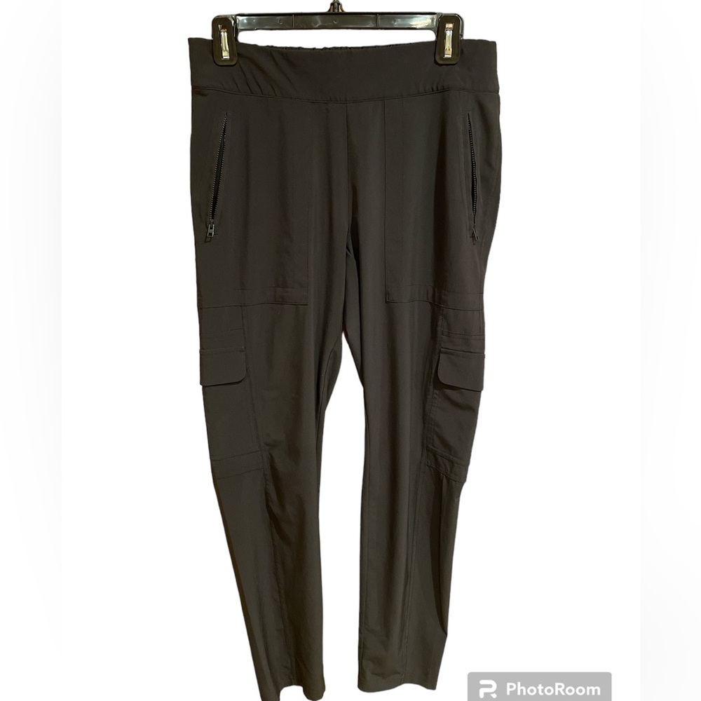 Athleta travel pants - black size 8 elastic back of waist lightweight fabric